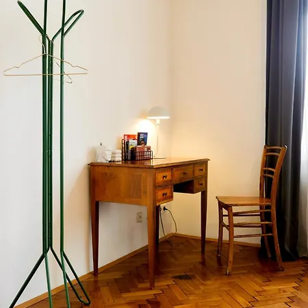 Stilvolles Apartment In Zentraler Lage Mit Parkplatz *