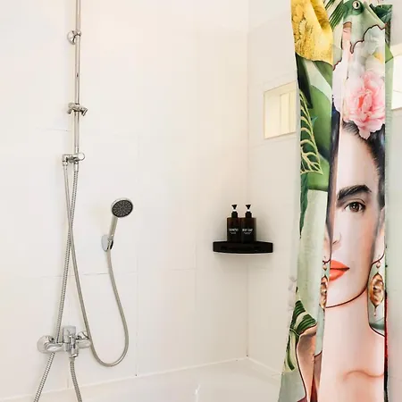 Апартаменты Historic City Center Boutique Apartment 4 - Free Parking - Schlossberg View - By Casa Momo Грац