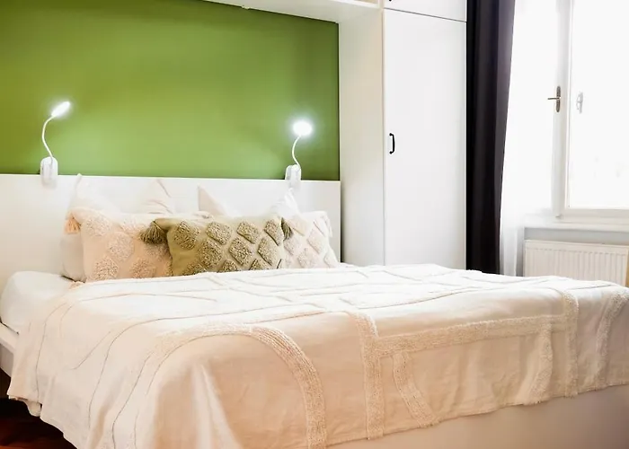 Apartamento Historic Center Boutique 4 - Free Parking - Schlossberg View - By Casa Momo